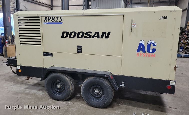 image for item LC9787 2013 Doosan XP825 air compressor