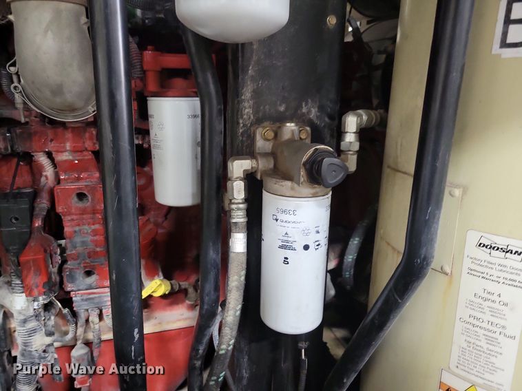 image for item LC9787 2013 Doosan XP825 air compressor