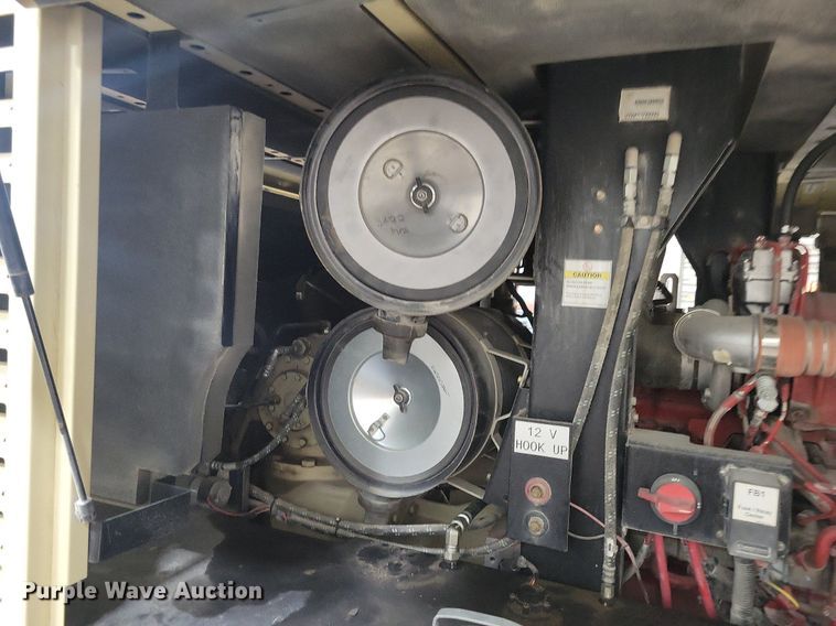 image for item LC9787 2013 Doosan XP825 air compressor