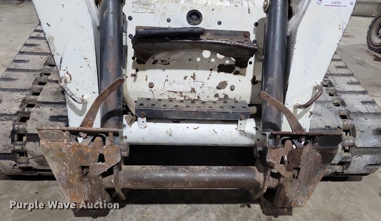 image for item LC9791 2004 Bobcat T300 tracked skid steer loader