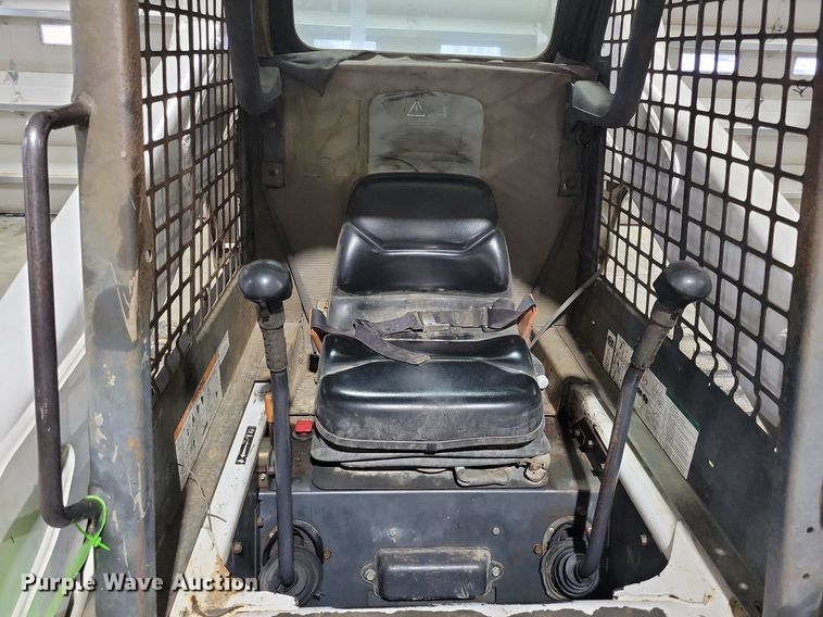 image for item LC9791 2004 Bobcat T300 tracked skid steer loader