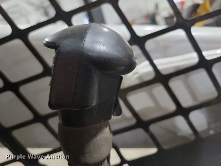 image for item LC9791 2004 Bobcat T300 tracked skid steer loader