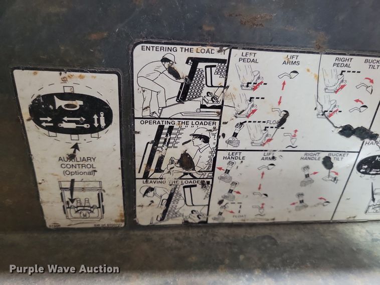 image for item LC9791 2004 Bobcat T300 tracked skid steer loader