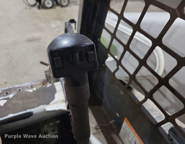 image for item LC9791 2004 Bobcat T300 tracked skid steer loader