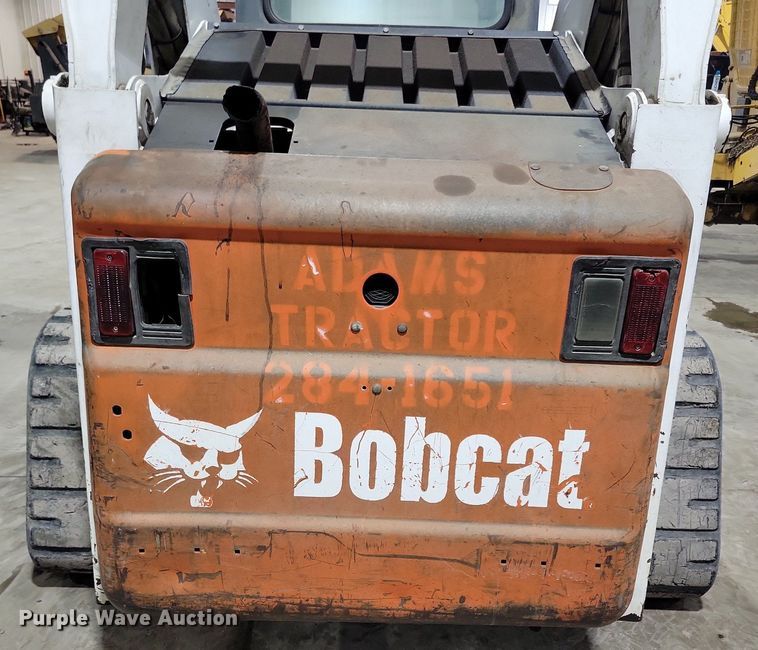 image for item LC9791 2004 Bobcat T300 tracked skid steer loader