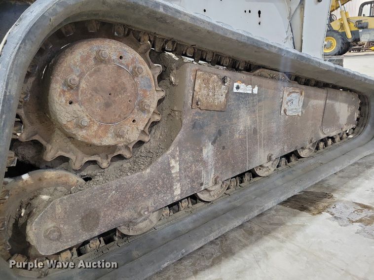 image for item LC9791 2004 Bobcat T300 tracked skid steer loader