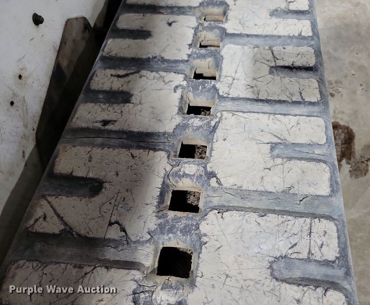 image for item LC9791 2004 Bobcat T300 tracked skid steer loader