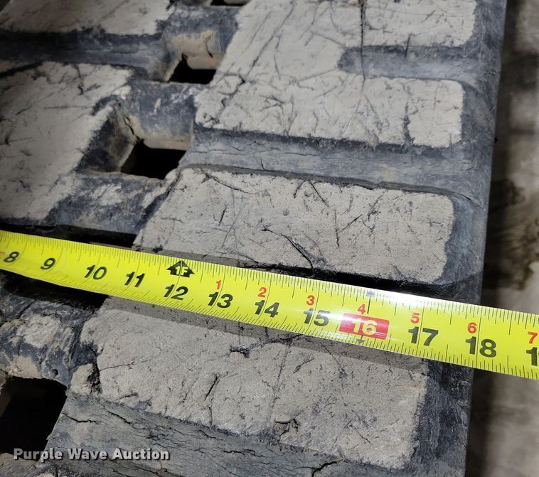 image for item LC9791 2004 Bobcat T300 tracked skid steer loader