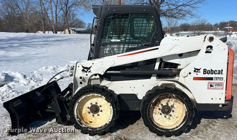 image for item LD9298 2014 Bobcat S510 skid steer loader