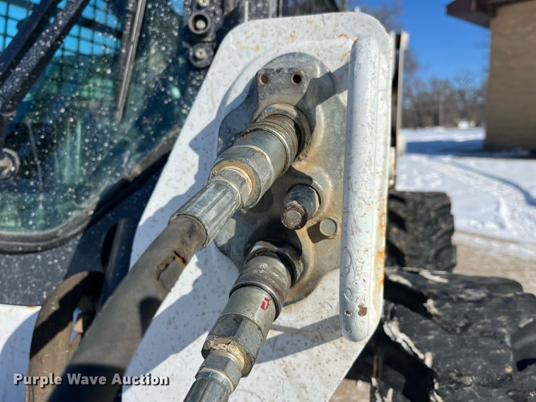 image for item LD9298 2014 Bobcat S510 skid steer loader