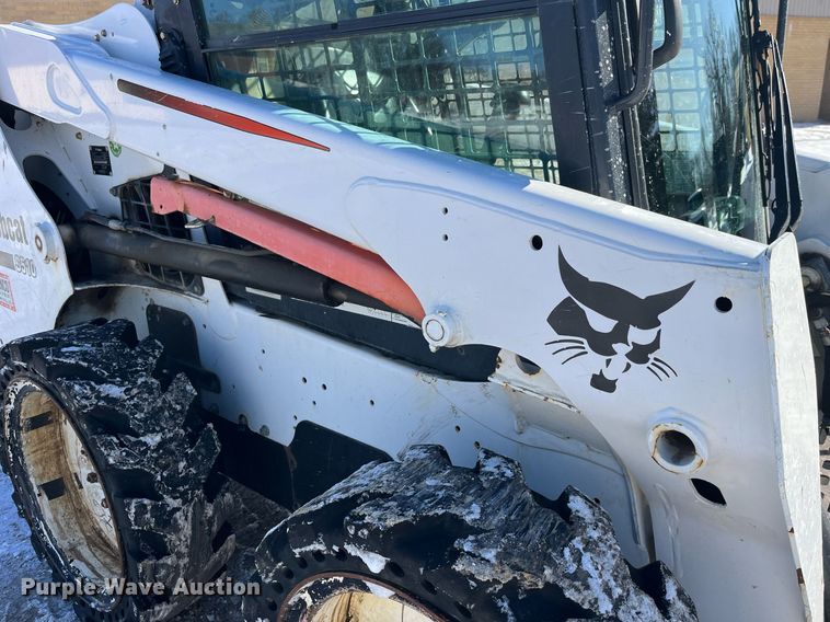image for item LD9298 2014 Bobcat S510 skid steer loader