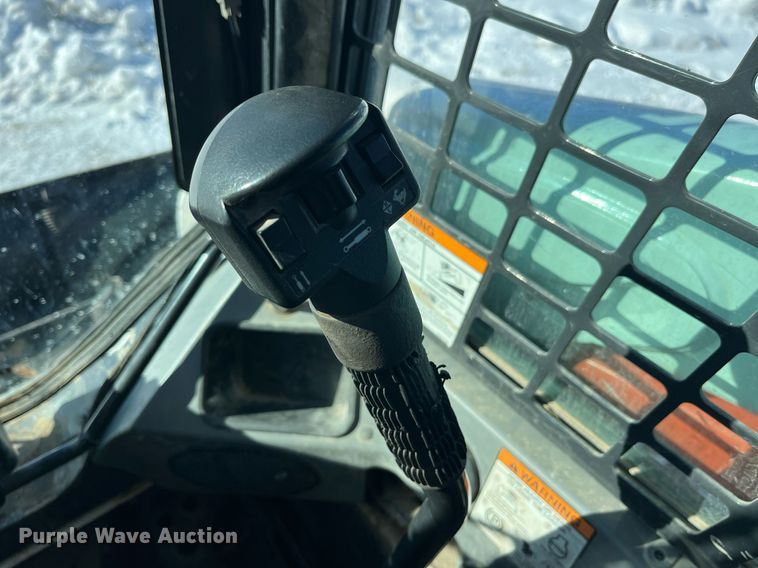 image for item LD9298 2014 Bobcat S510 skid steer loader