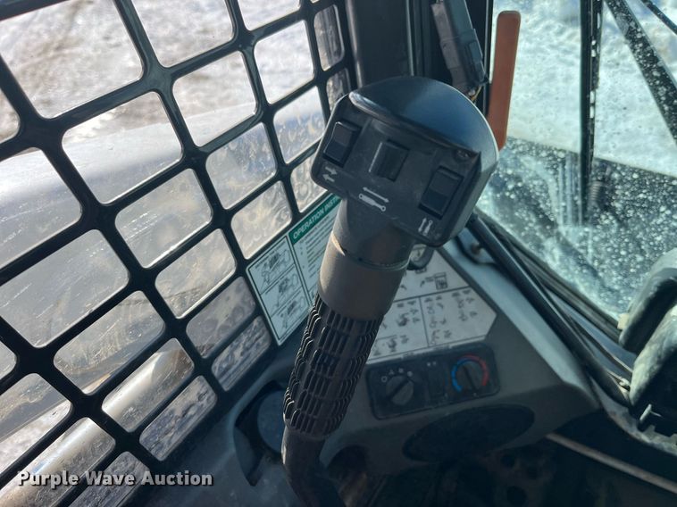 image for item LD9298 2014 Bobcat S510 skid steer loader