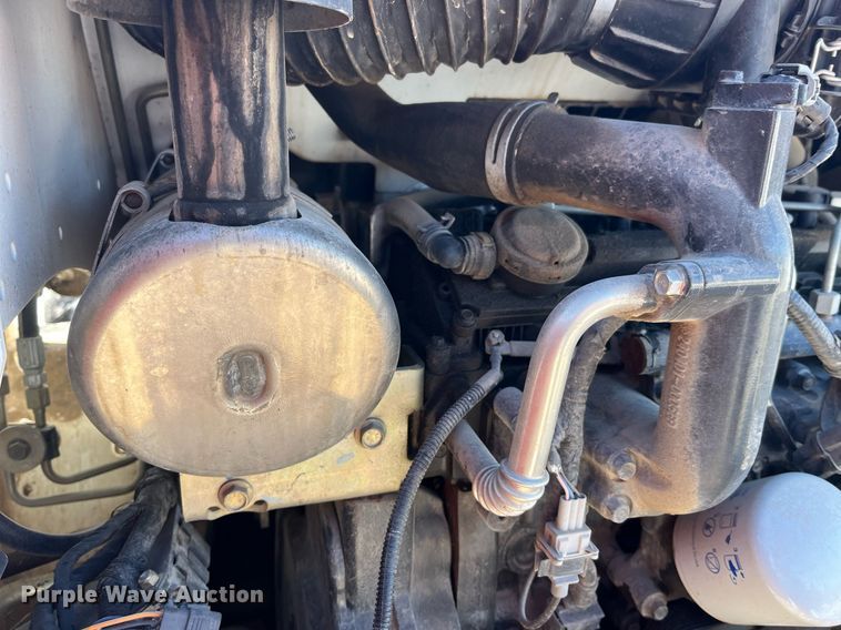 image for item LD9298 2014 Bobcat S510 skid steer loader