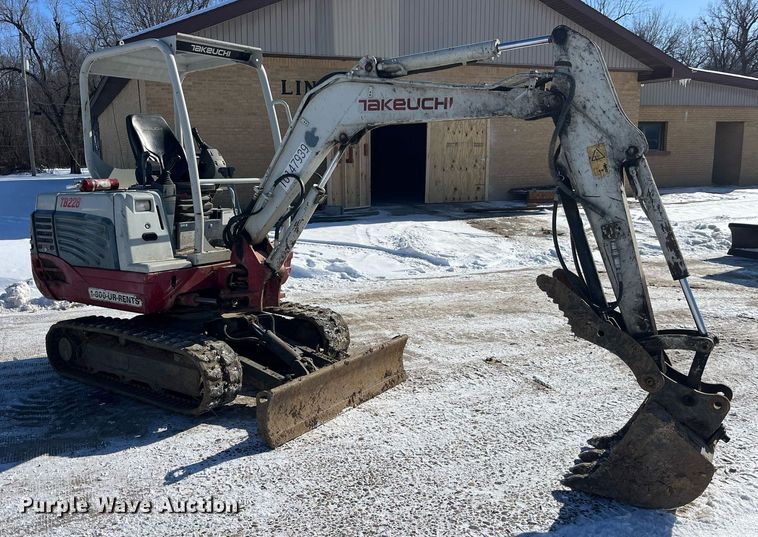 image for item LD9299 2013 Takeuchi TB228 mini excavator