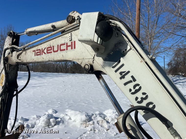 image for item LD9299 2013 Takeuchi TB228 mini excavator