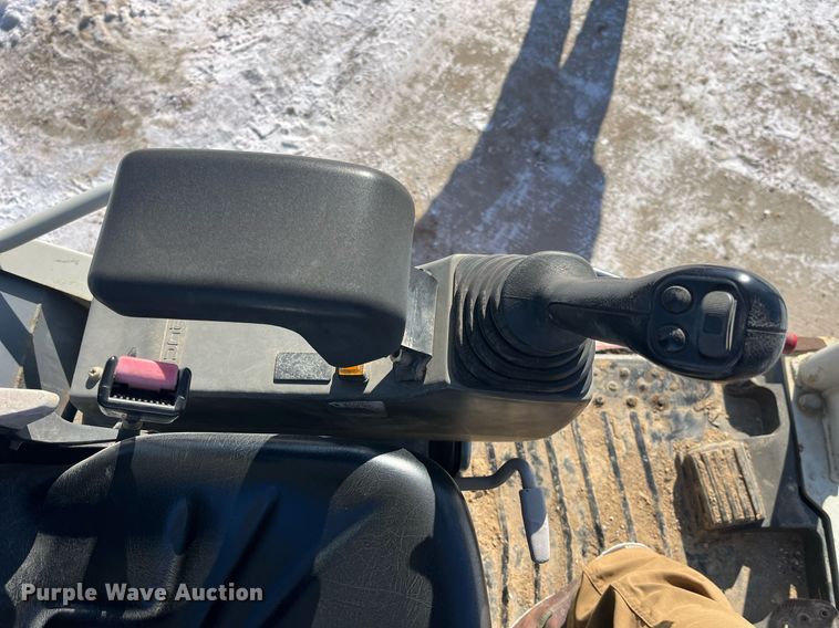 image for item LD9299 2013 Takeuchi TB228 mini excavator