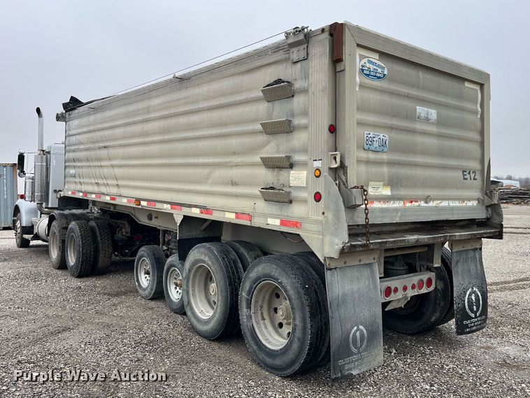 image for item LD9901 2007 Travis end dump trailer