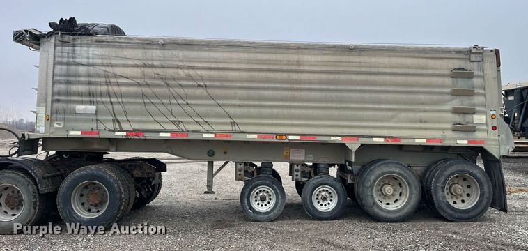 image for item LD9901 2007 Travis end dump trailer