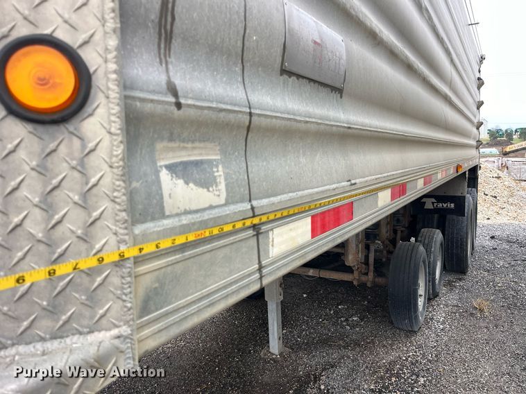 image for item LD9901 2007 Travis end dump trailer