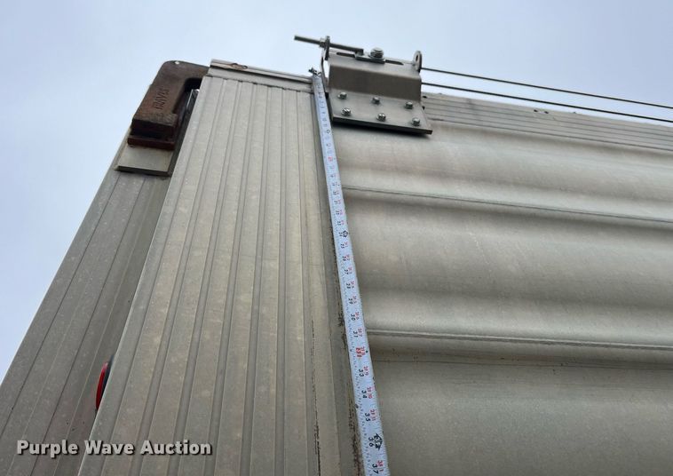 image for item LD9901 2007 Travis end dump trailer