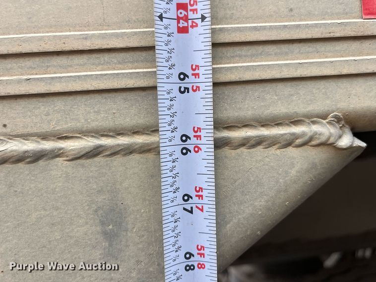 image for item LD9901 2007 Travis end dump trailer