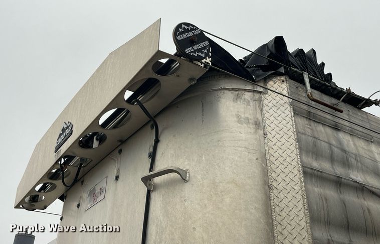 image for item LD9901 2007 Travis end dump trailer