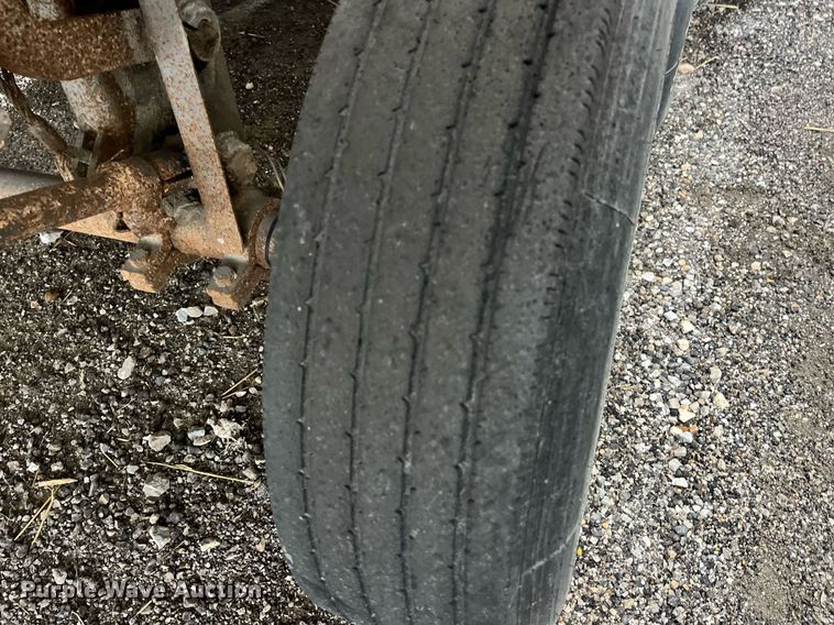 image for item LD9901 2007 Travis end dump trailer