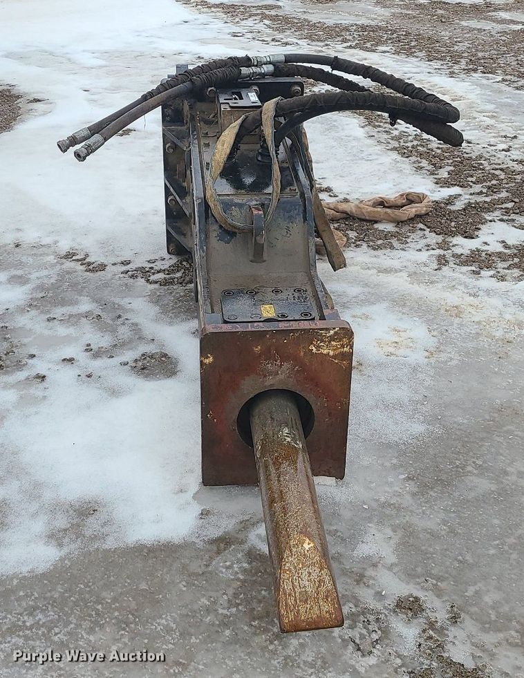 image for item LJ9479 2017 Paladin SFB4K breaker