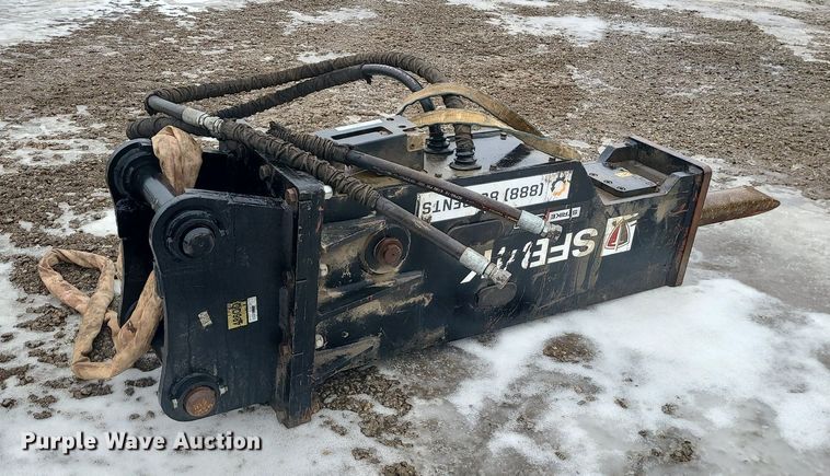 image for item LJ9479 2017 Paladin SFB4K breaker