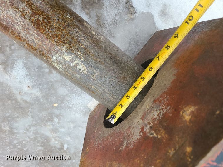 image for item LJ9479 2017 Paladin SFB4K breaker