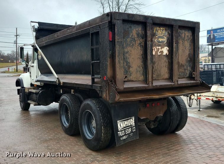 image for item LJ9503 2007 Mack CV713 dump truck