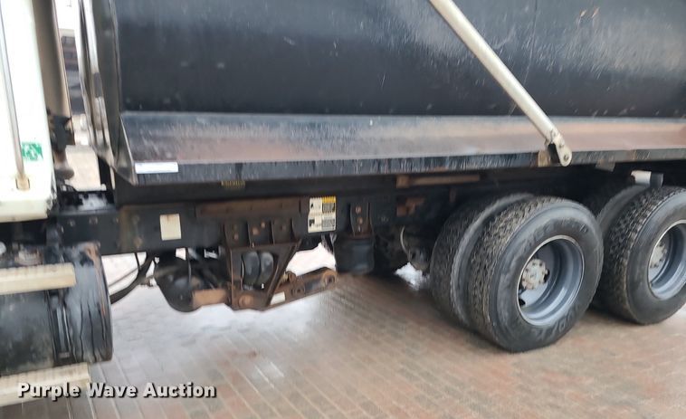 image for item LJ9503 2007 Mack CV713 dump truck