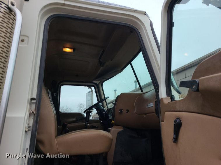 image for item LJ9503 2007 Mack CV713 dump truck