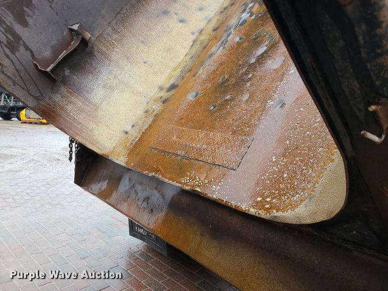 image for item LJ9503 2007 Mack CV713 dump truck