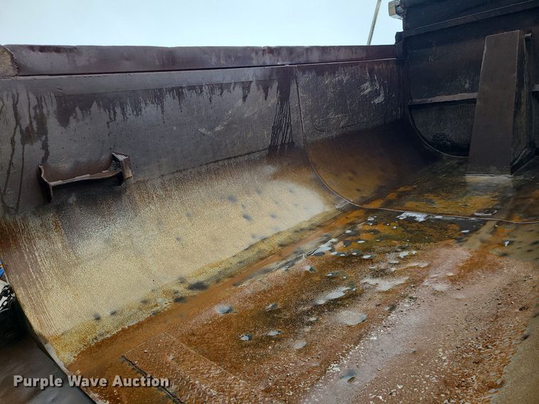 image for item LJ9503 2007 Mack CV713 dump truck