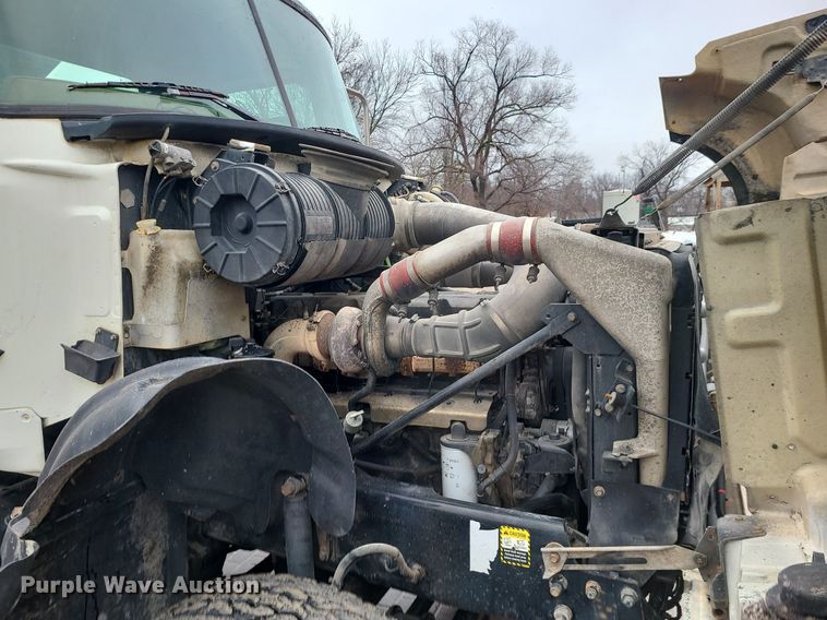 image for item LJ9503 2007 Mack CV713 dump truck