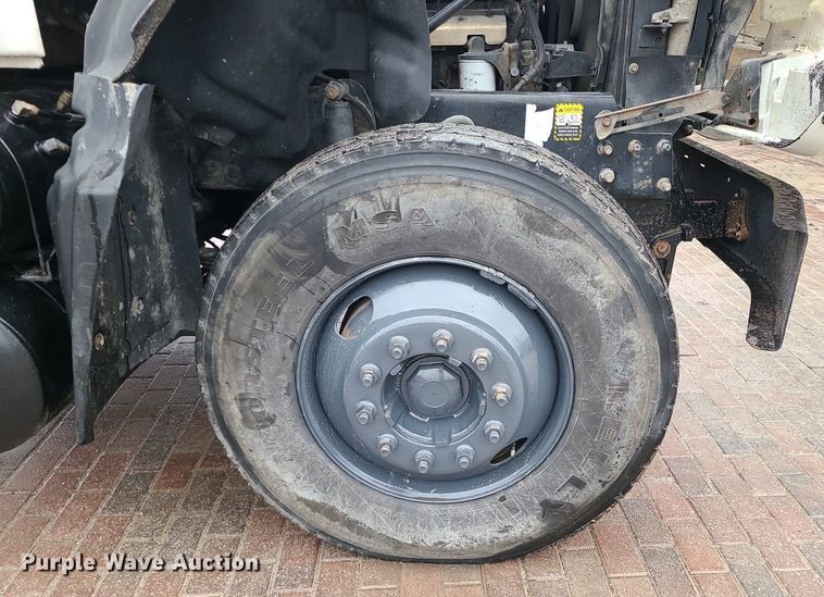 image for item LJ9503 2007 Mack CV713 dump truck