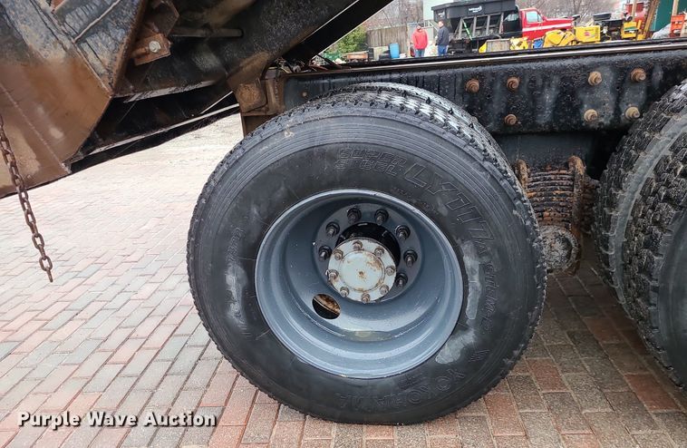 image for item LJ9503 2007 Mack CV713 dump truck