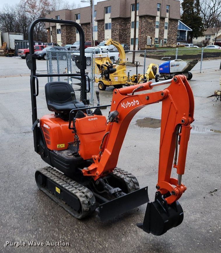 image for item LJ9508 2009 Kubota K008-3 mini excavator