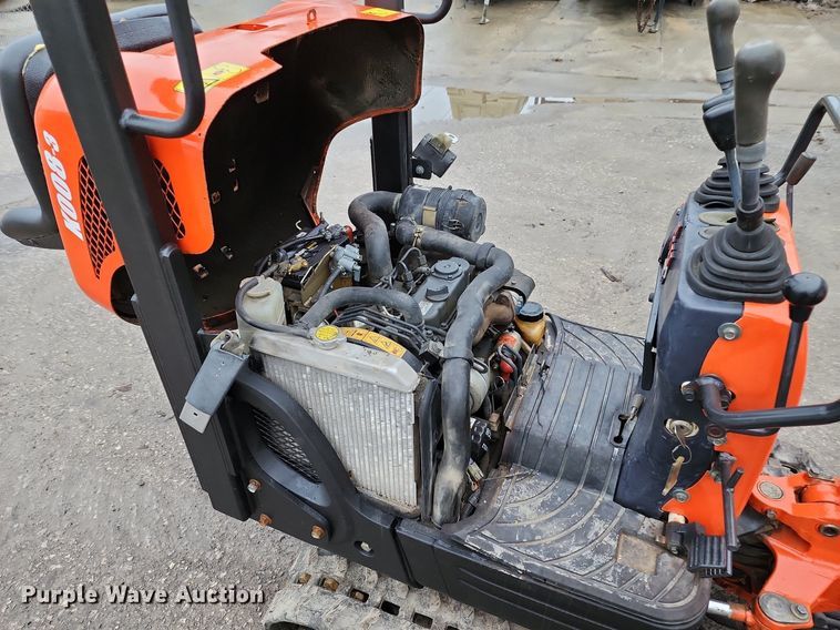 image for item LJ9508 2009 Kubota K008-3 mini excavator