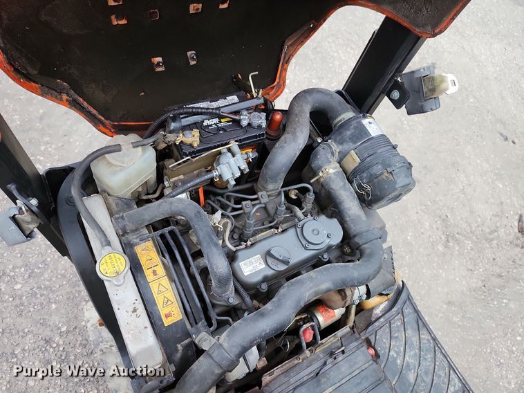 image for item LJ9508 2009 Kubota K008-3 mini excavator