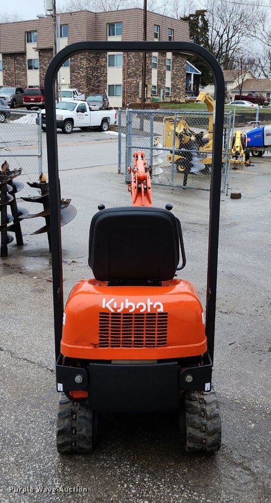 image for item LJ9509 Kubota K008-3 mini excavator