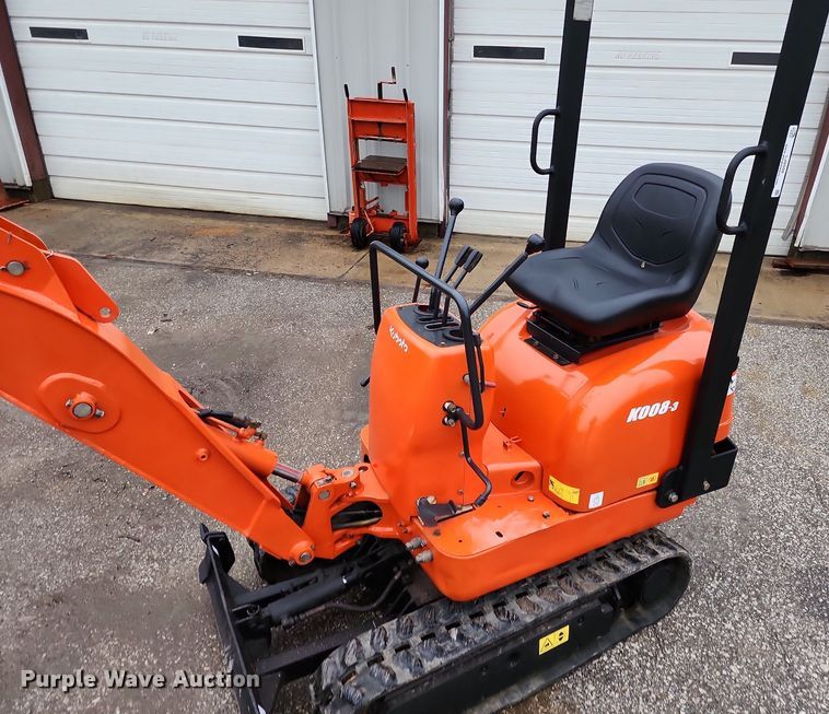 image for item LJ9509 Kubota K008-3 mini excavator