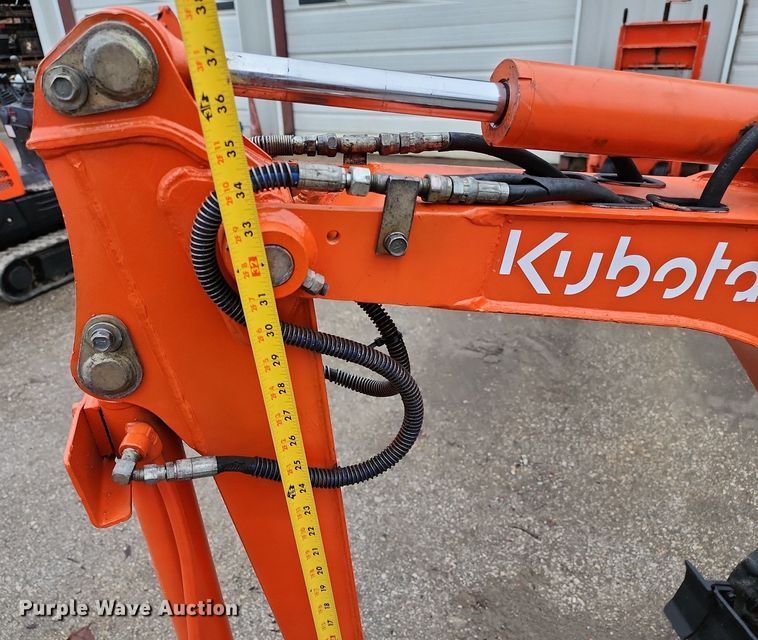 image for item LJ9509 Kubota K008-3 mini excavator