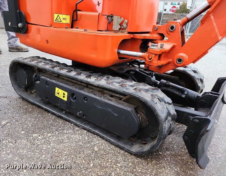image for item LJ9509 Kubota K008-3 mini excavator