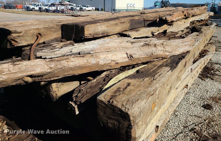 image for item LJ9511 (8) crane mats