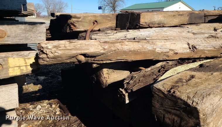 image for item LJ9511 (8) crane mats