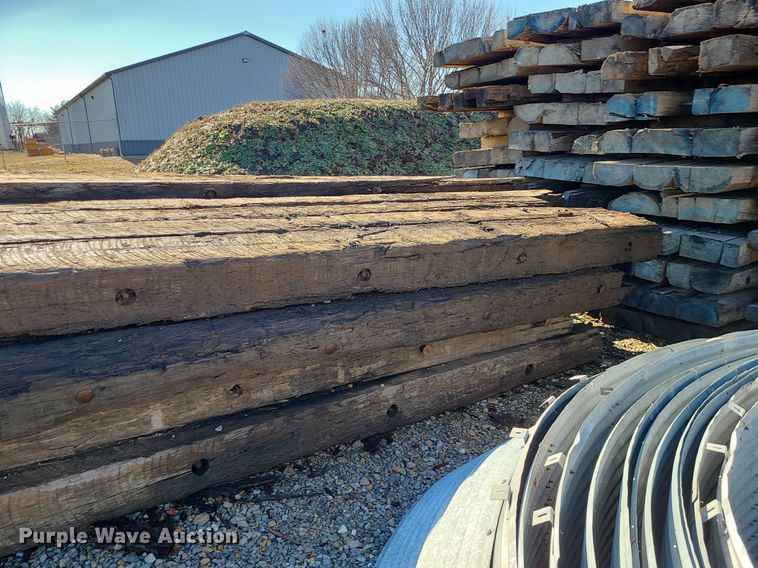 image for item LJ9511 (8) crane mats