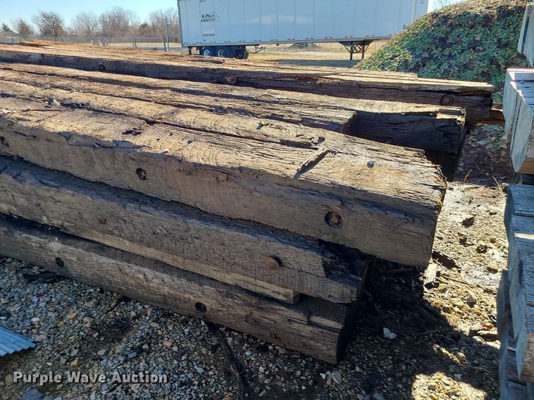 image for item LJ9511 (8) crane mats